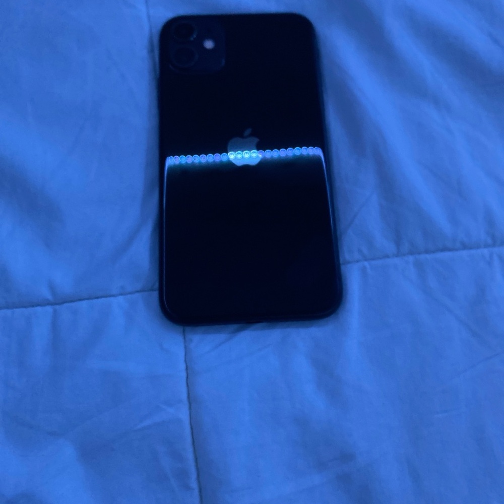 Apple Black Smartphone Sleek Design Modern Features